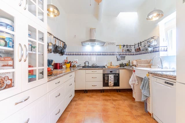 3 bedroom Townhouse for sale in Albuñol with garage - € 159,900 (Ref: 9875279)