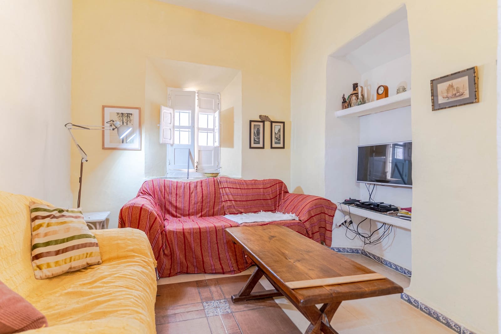 3 bedroom Townhouse for sale in Albunol with garage - € 159,900 (Ref: 9875279)