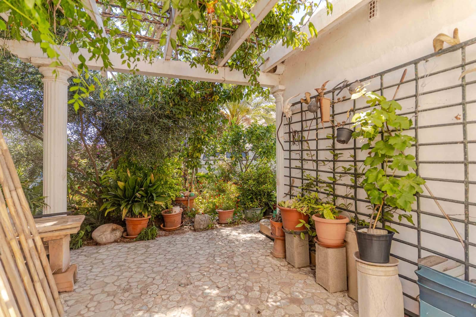 3 bedroom Townhouse for sale in Albunol with garage - € 159,900 (Ref: 9875279)