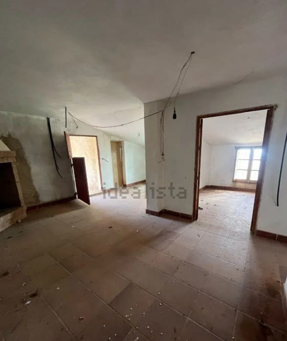 5 bedroom Finca/Country House for sale in Murtas with garage - € 99,900 (Ref: 9877518)