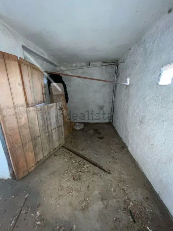5 bedroom Finca/Country House for sale in Murtas with garage - € 99,900 (Ref: 9877518)