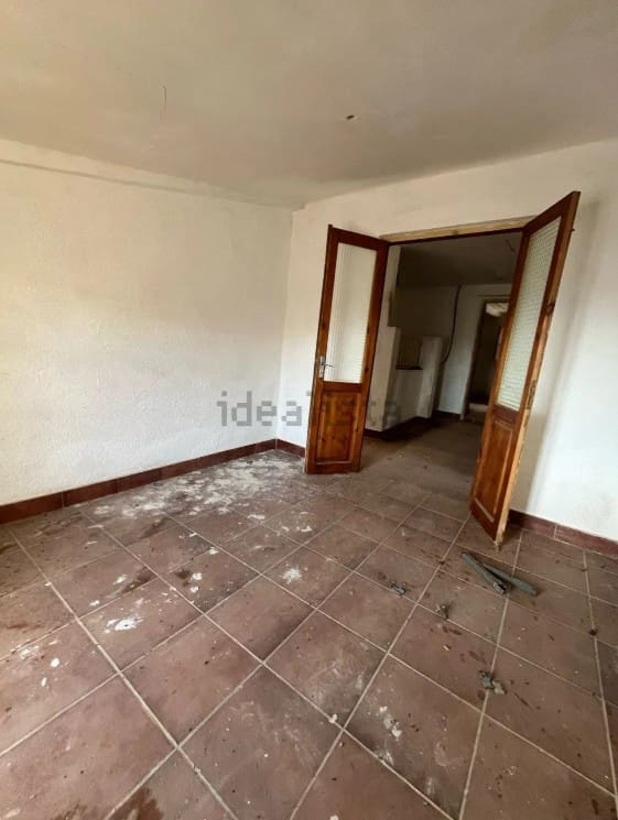 5 bedroom Finca/Country House for sale in Murtas with garage - € 99,900 (Ref: 9877518)
