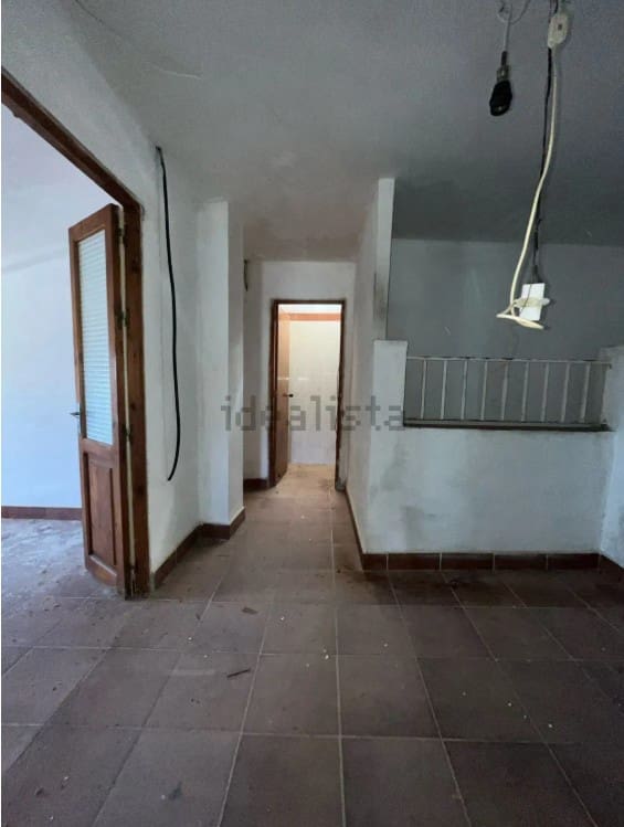 5 bedroom Finca/Country House for sale in Murtas with garage - € 99,900 (Ref: 9877518)