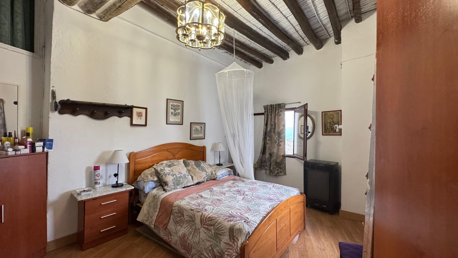 3 slaapkamer Halfvrijstaande villa te koop in Murtas met garage - € 79.900 (Ref: 9877532)