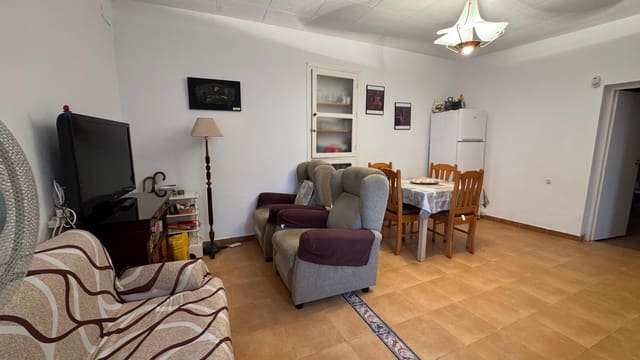 3 slaapkamer Halfvrijstaande villa te koop in Murtas met garage - € 79.900 (Ref: 9877532)