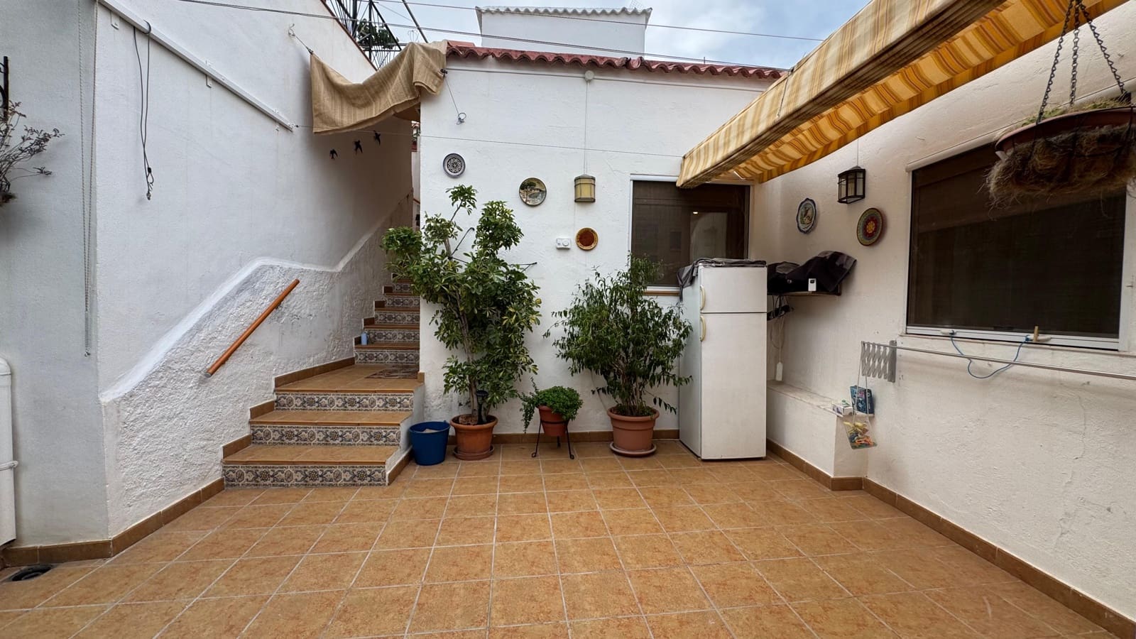 3 slaapkamer Halfvrijstaande villa te koop in Murtas met garage - € 79.900 (Ref: 9877532)