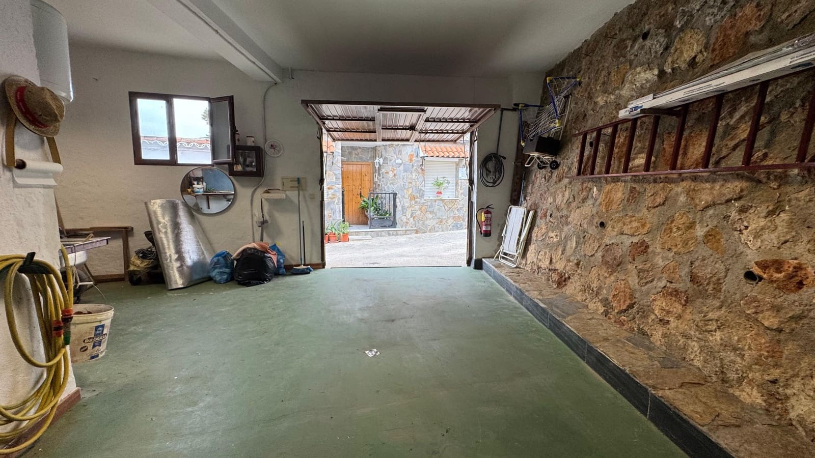 3 slaapkamer Halfvrijstaande villa te koop in Murtas met garage - € 79.900 (Ref: 9877532)