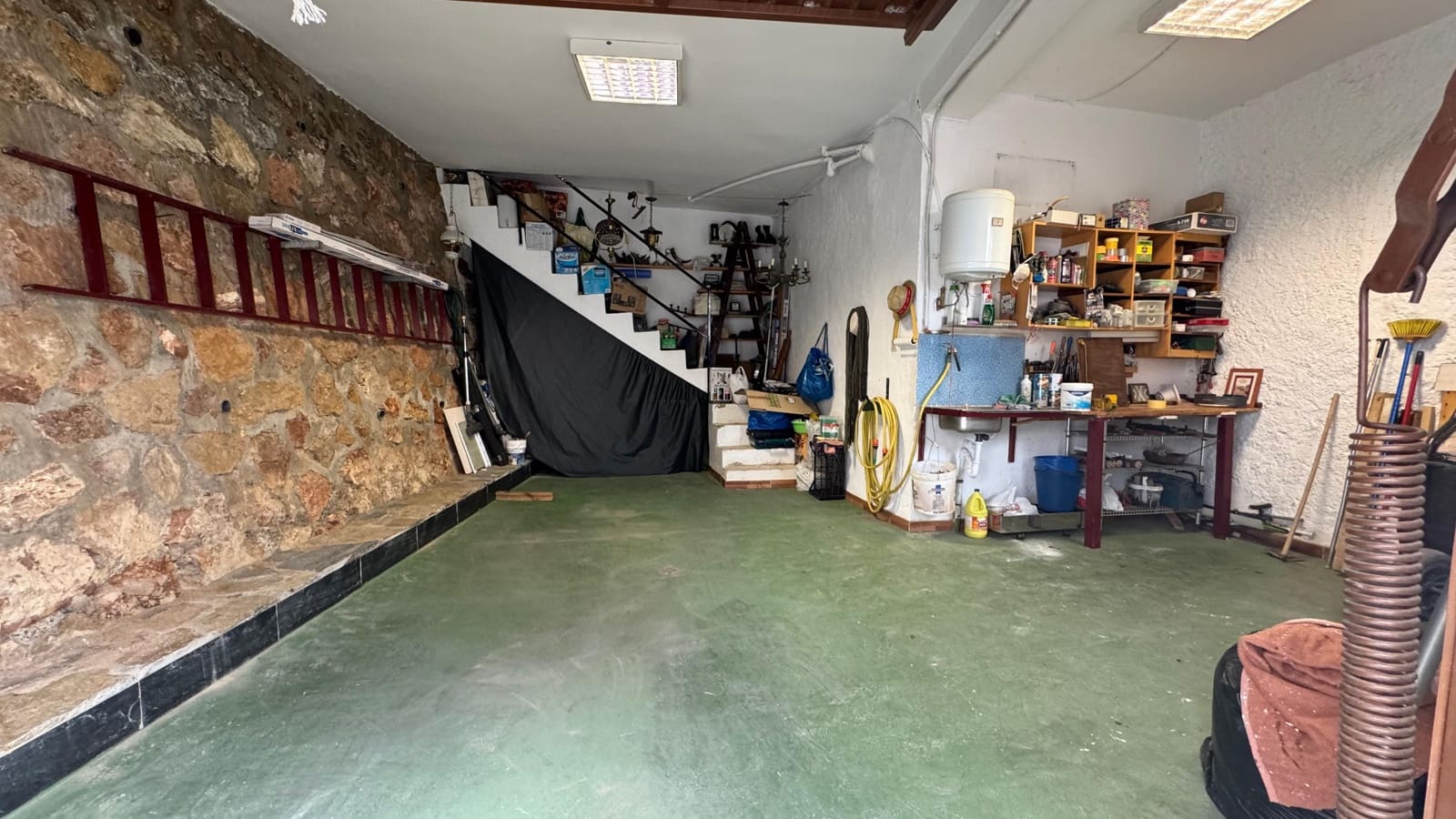 3 slaapkamer Halfvrijstaande villa te koop in Murtas met garage - € 79.900 (Ref: 9877532)