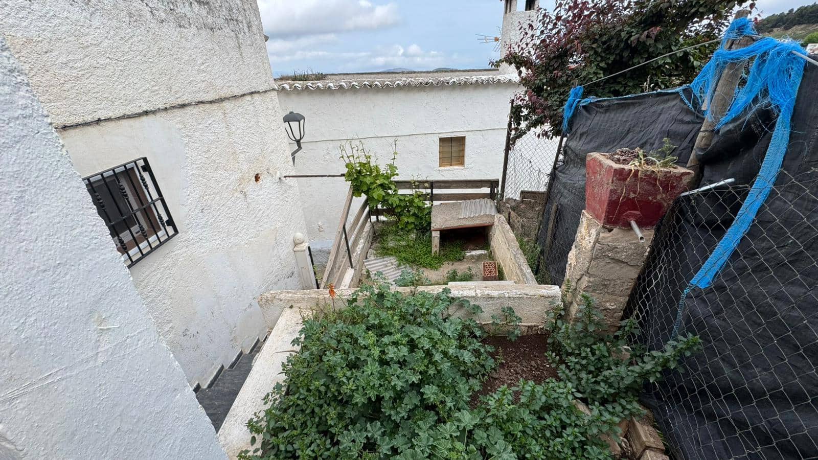 3 slaapkamer Halfvrijstaande villa te koop in Murtas - € 69.900 (Ref: 9877575)