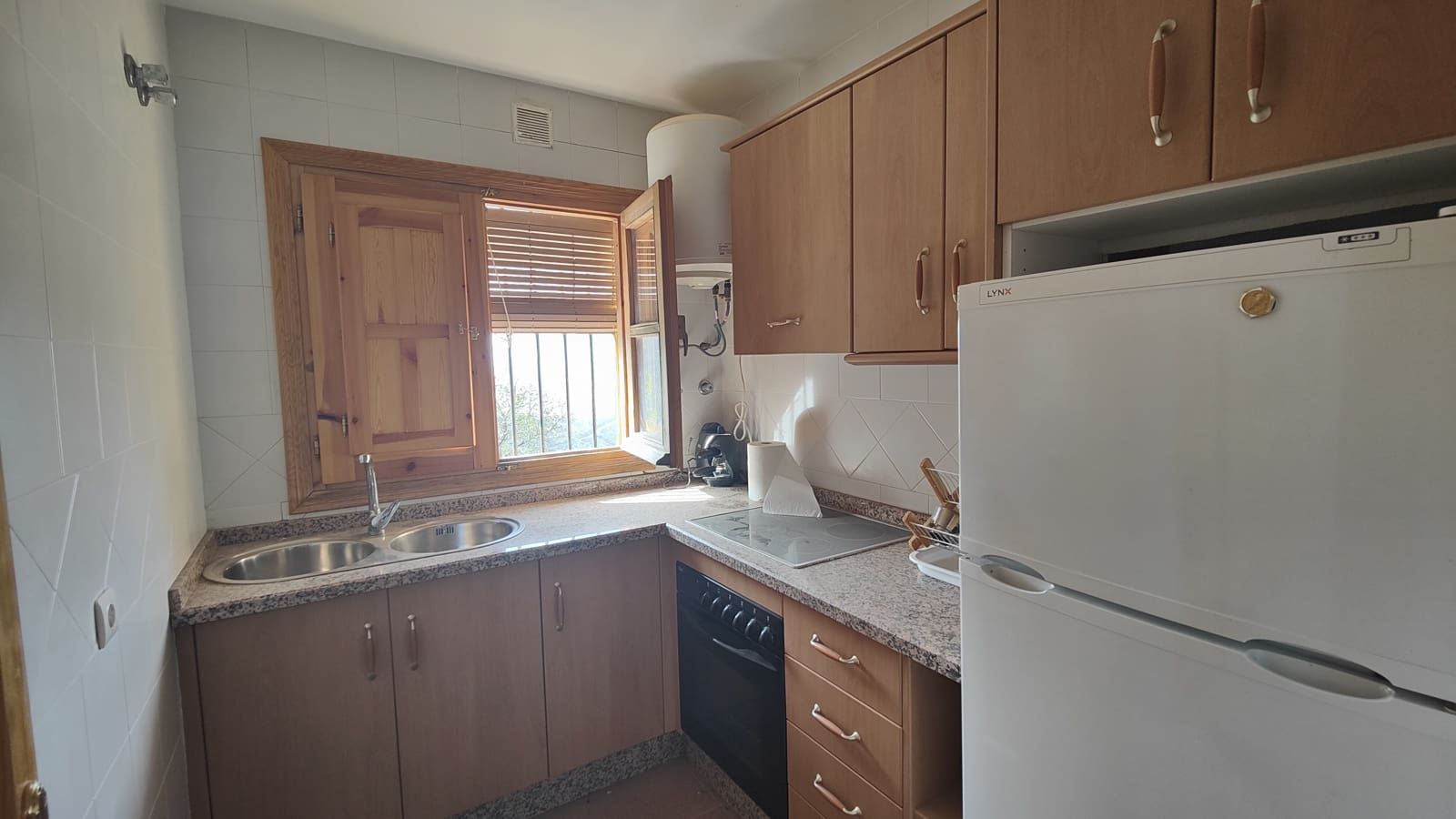 2 makuuhuone Omakotitalo myytävänä paikassa Velez de Benaudalla - 69 900 € (Ref: 9879550)