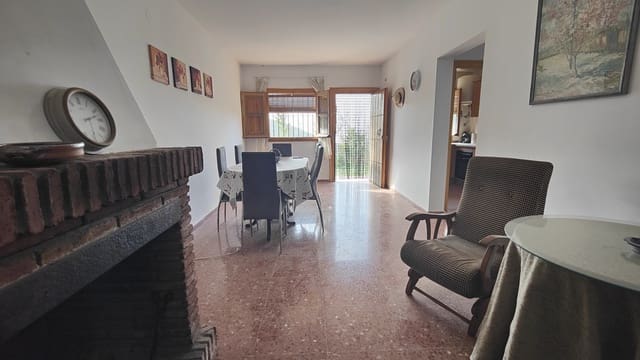 2 makuuhuone Omakotitalo myytävänä paikassa Vélez de Benaudalla - 69 900 € (Ref: 9879550)