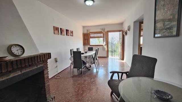 2 makuuhuone Omakotitalo myytävänä paikassa Vélez de Benaudalla - 69 900 € (Ref: 9879550)