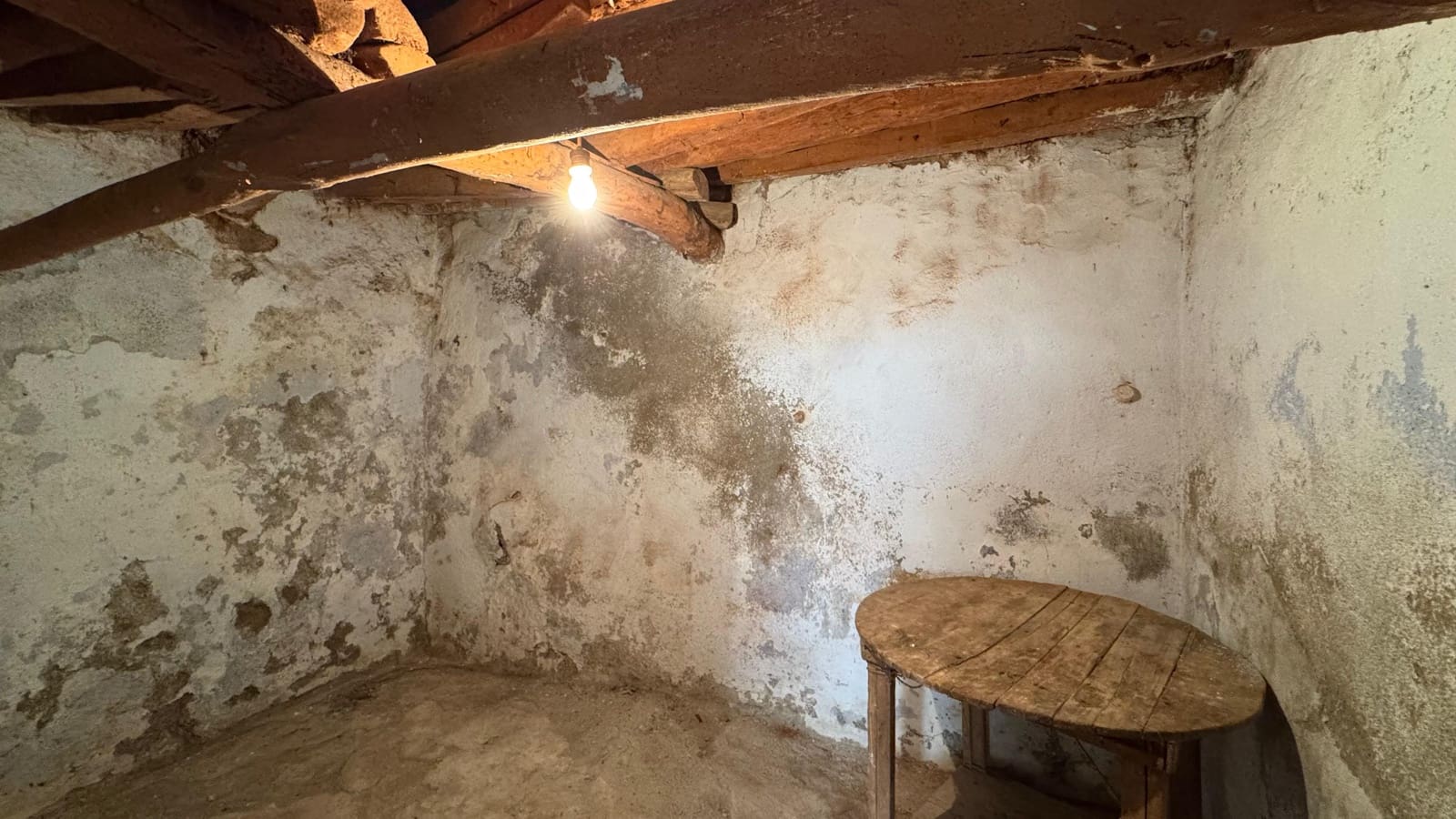 5 quarto Moradia em Banda para venda em Murtas com garagem - 29 900 € (Ref: 9879787)