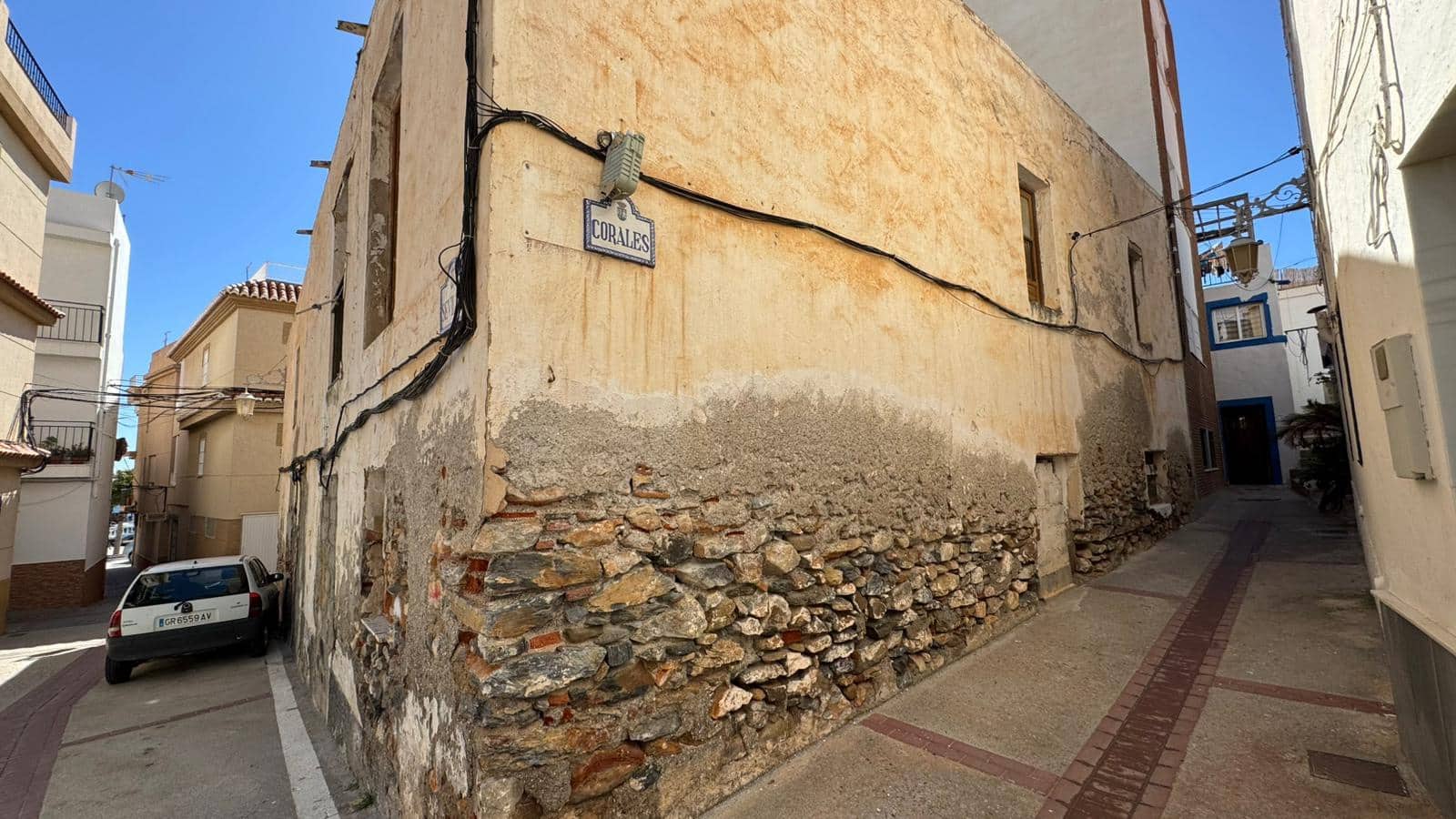4 soveværelse Semi-Rækkehus til salg i Castell de Ferro - € 99.900 (Ref: 9879822)