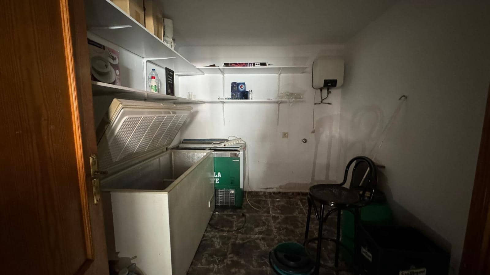 Ladenlokal zu verkaufen in Calahonda - 83.900 € (Ref: 9879840)