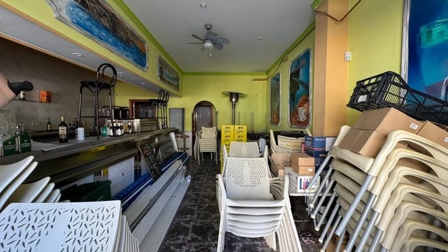Ladenlokal zu verkaufen in Calahonda, Motril - 83.900 € (Ref: 9879840)