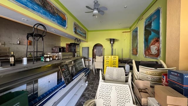 Ladenlokal zu verkaufen in Calahonda, Motril - 83.900 € (Ref: 9879840)