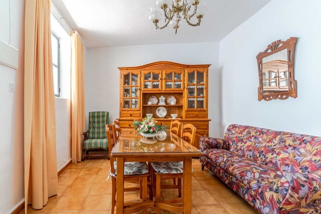 Casa de 6 habitaciones en Guajar Fondon, Los Guajares en venta - 120.000 € (Ref: 9946036)