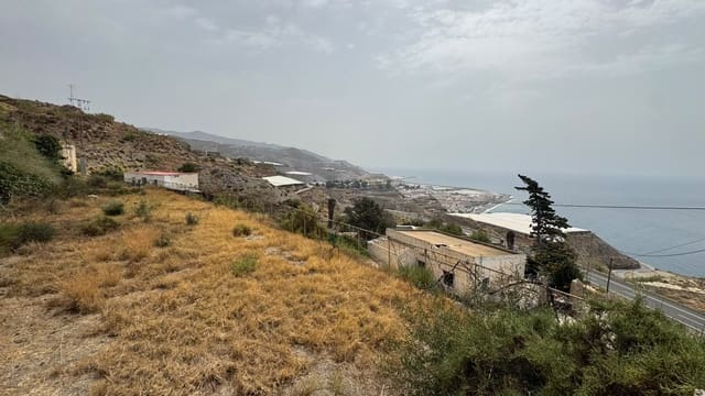 Teren niezagospodarowany na sprzedaż w Albuñol - 44 900 € (Ref: 9987232)