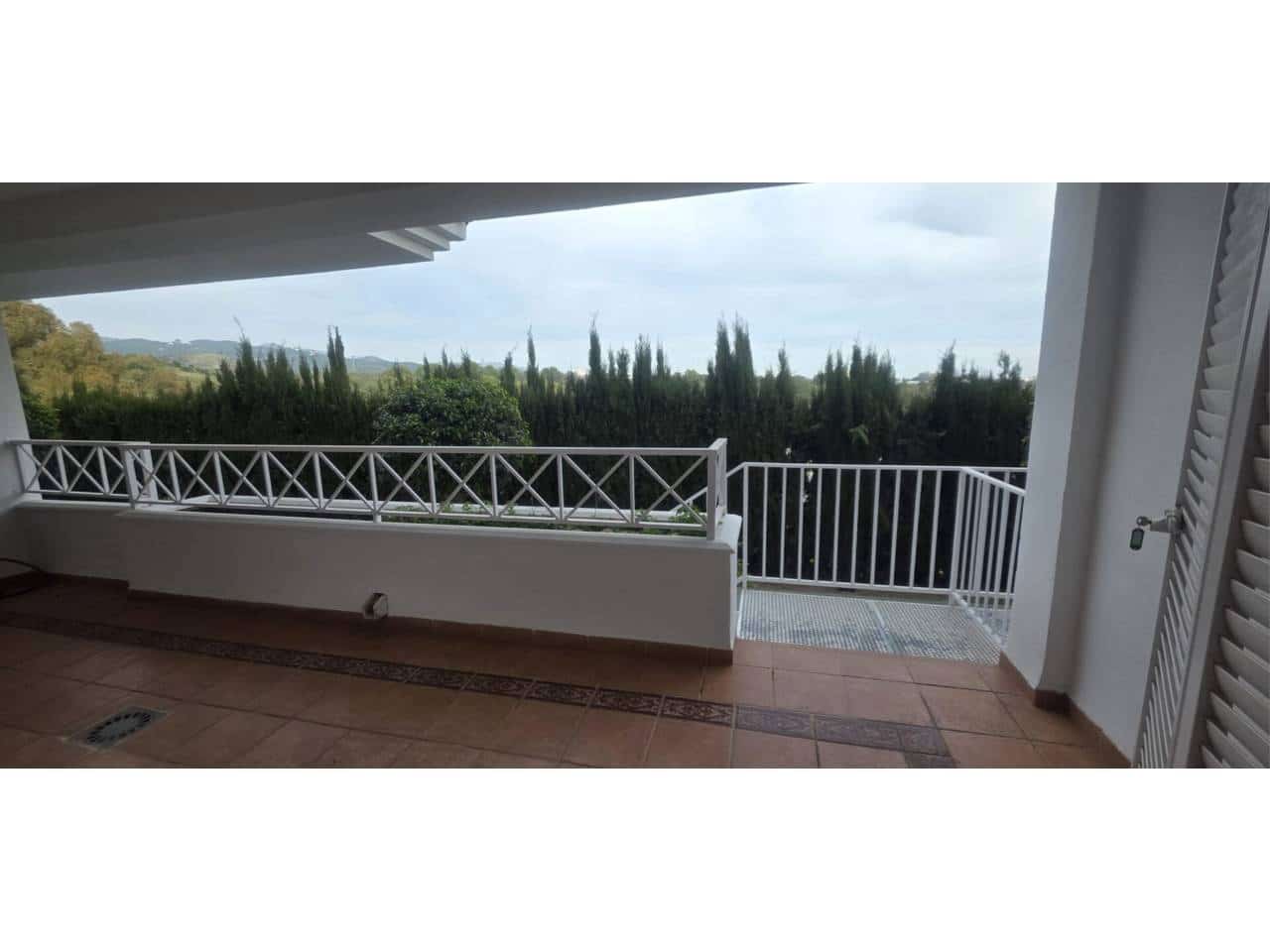 2 quarto Apartamento para venda em Rio Real com piscina garagem - 450 000 € (Ref: 9809353)