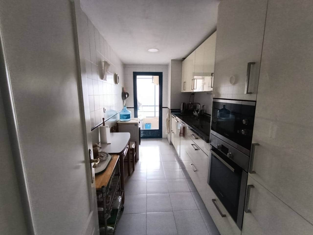 3 bedroom Flat for sale in Marbella - € 750,000 (Ref: 9809356)