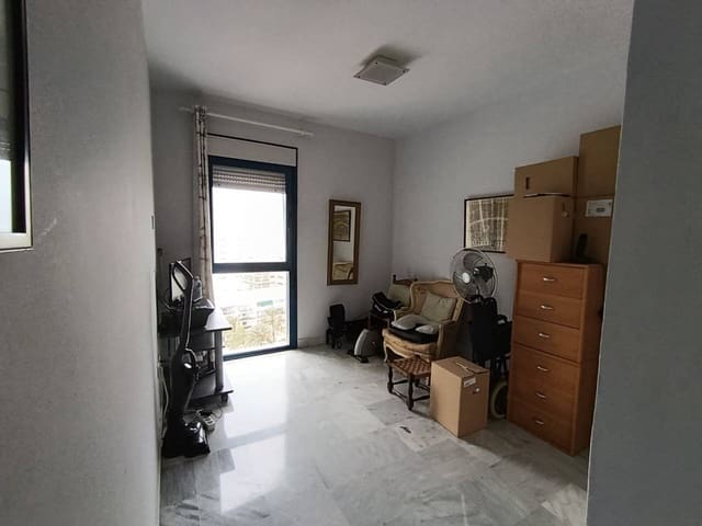 3 makuuhuone Asunto myytävänä paikassa Marbella - 750 000 € (Ref: 9809356)