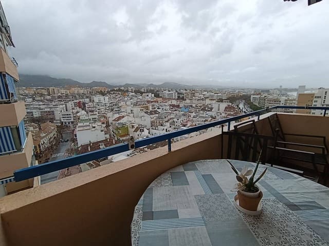 3 makuuhuone Asunto myytävänä paikassa Marbella - 750 000 € (Ref: 9809356)