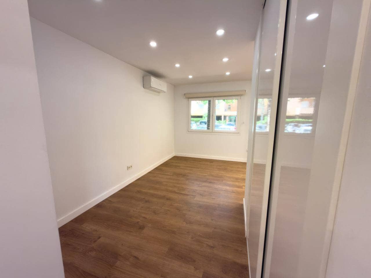 3 bedroom Flat for sale in Fuengirola with pool garage - € 346,000 (Ref: 9809359)