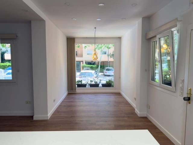 3 bedroom Flat for sale in Fuengirola with pool garage - € 346,000 (Ref: 9809359)