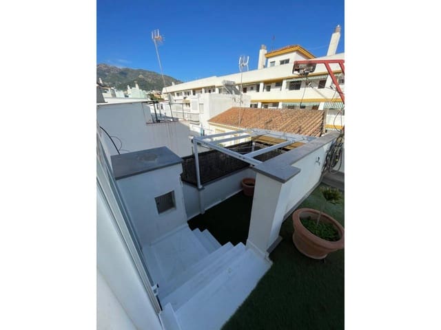 4 bedroom Terraced Villa for sale in Marbella - € 490,000 (Ref: 9809362)