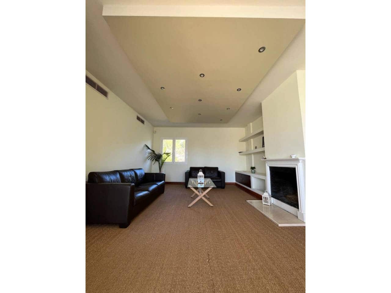 2 bedroom Terraced Villa for sale in Marbella with garage - € 465,000 (Ref: 9809363)