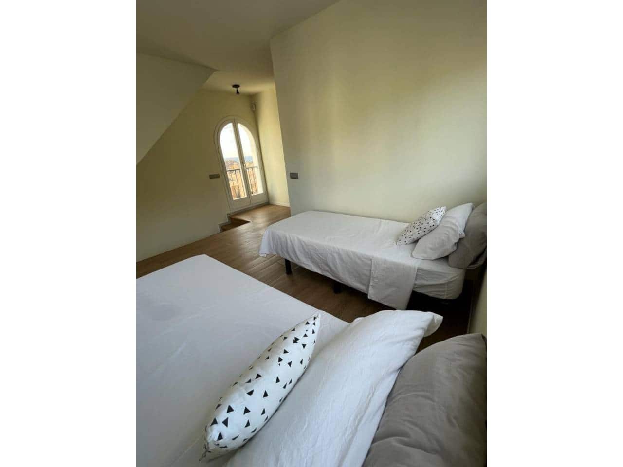 2 bedroom Terraced Villa for sale in Marbella with garage - € 465,000 (Ref: 9809363)