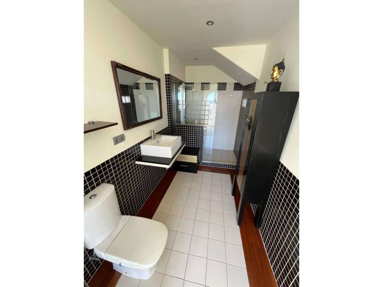 2 bedroom Terraced Villa for sale in Marbella with garage - € 465,000 (Ref: 9809363)