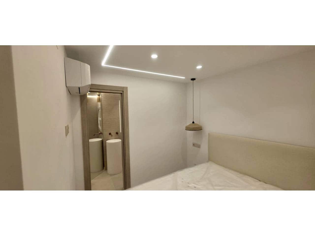 Adosado de 4 habitaciones en Marbella en venta con piscina - 950.000 € (Ref: 9842006)