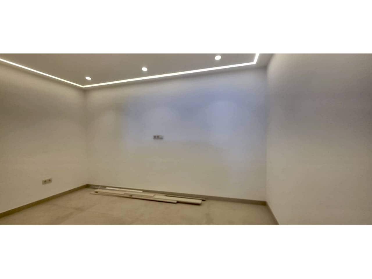 Adosado de 4 habitaciones en Marbella en venta con piscina - 950.000 € (Ref: 9842006)