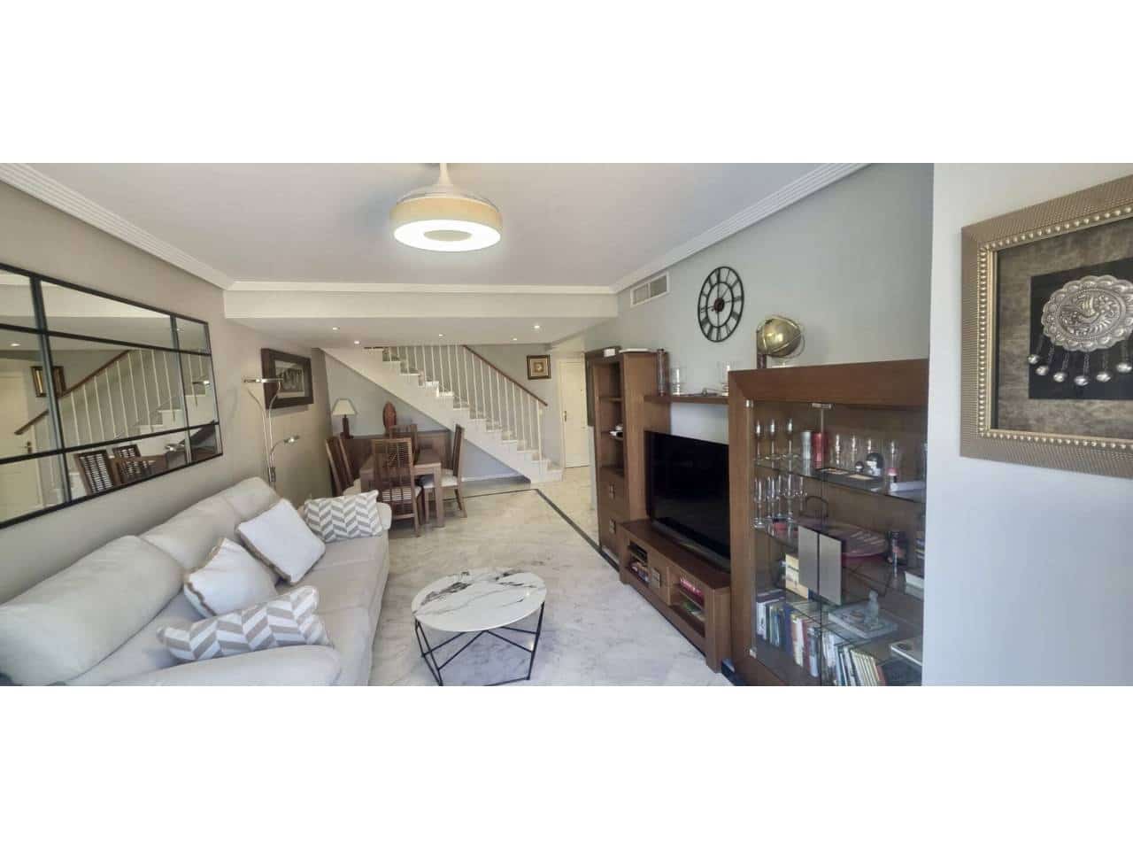 Apartamento de 3 habitaciones en Marbella en venta con piscina garaje - 750.000 € (Ref: 9842009)