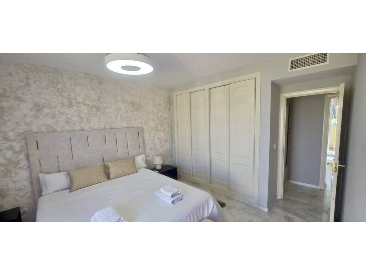 Apartamento de 3 habitaciones en Marbella en venta con piscina garaje - 750.000 € (Ref: 9842009)