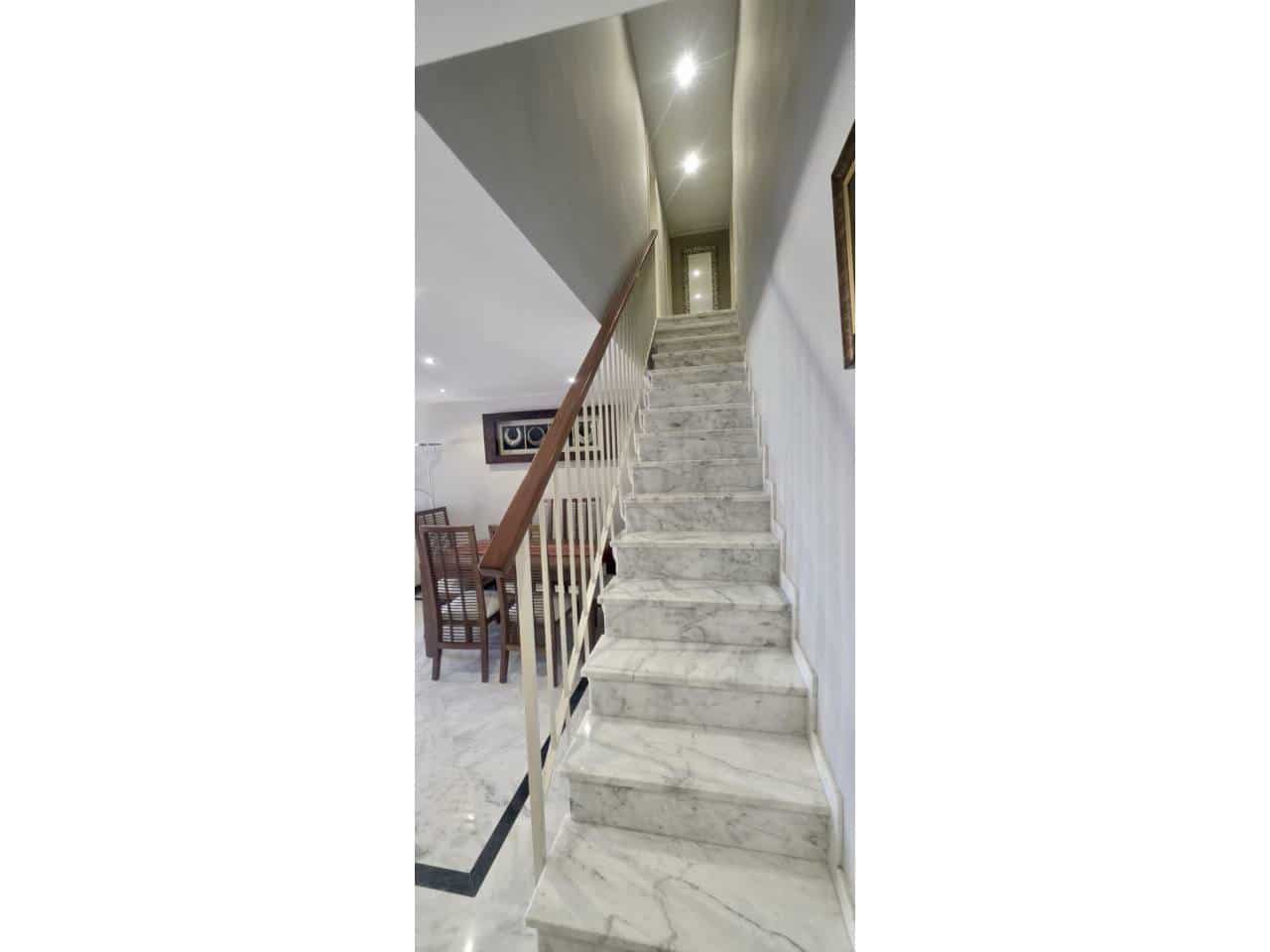 Apartamento de 3 habitaciones en Marbella en venta con piscina garaje - 750.000 € (Ref: 9842009)