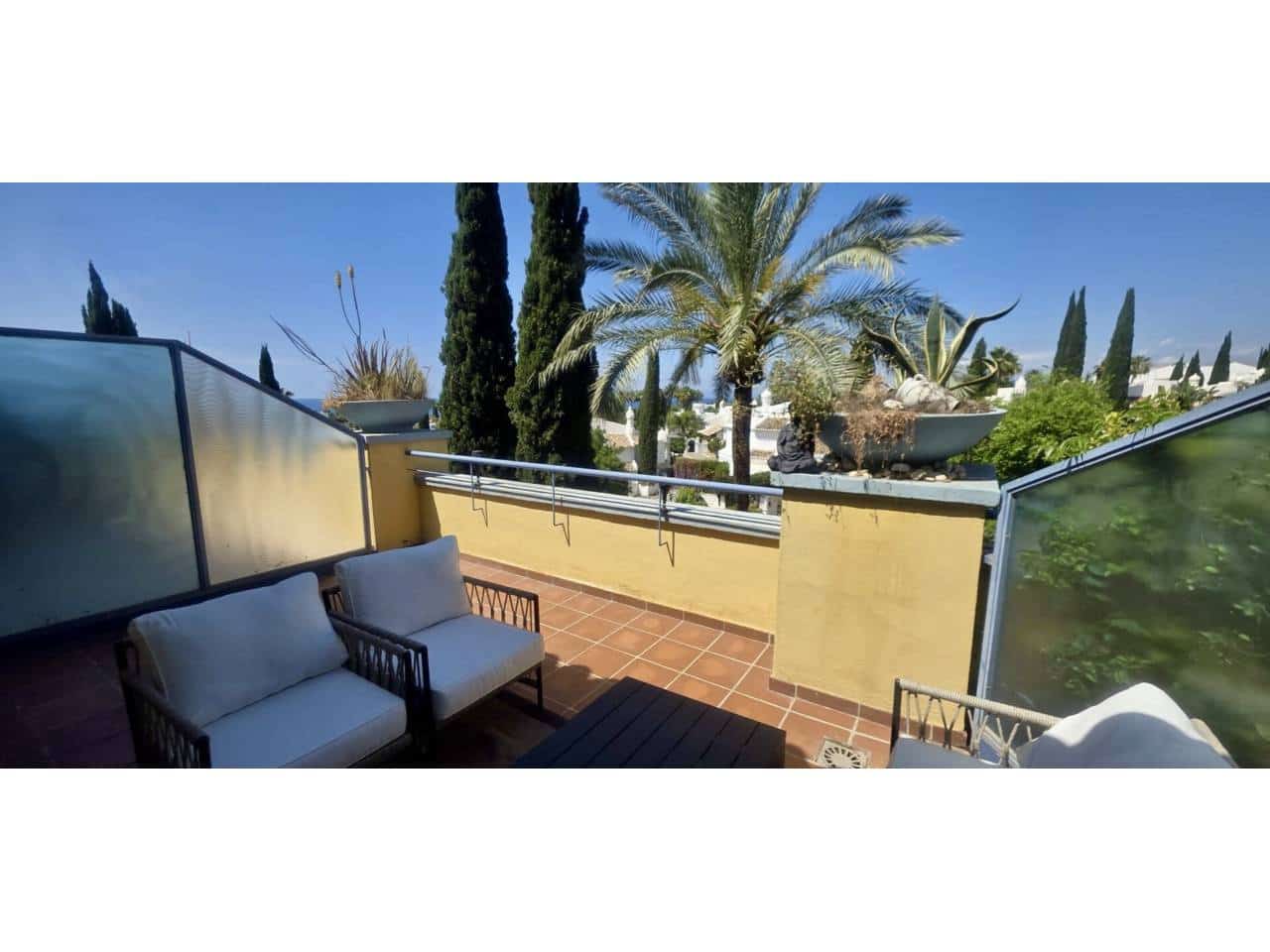 Apartamento de 3 habitaciones en Marbella en venta con piscina garaje - 750.000 € (Ref: 9842009)