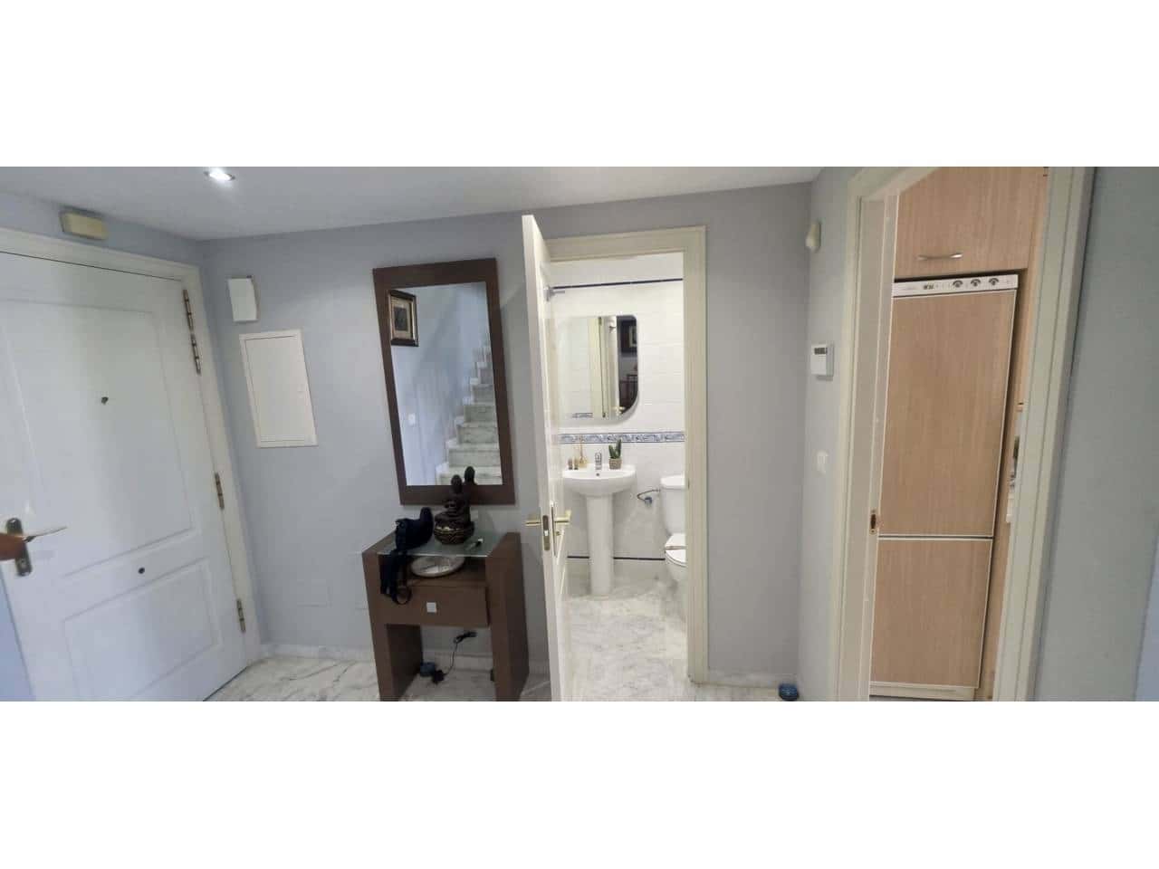 Apartamento de 3 habitaciones en Marbella en venta con piscina garaje - 750.000 € (Ref: 9842009)