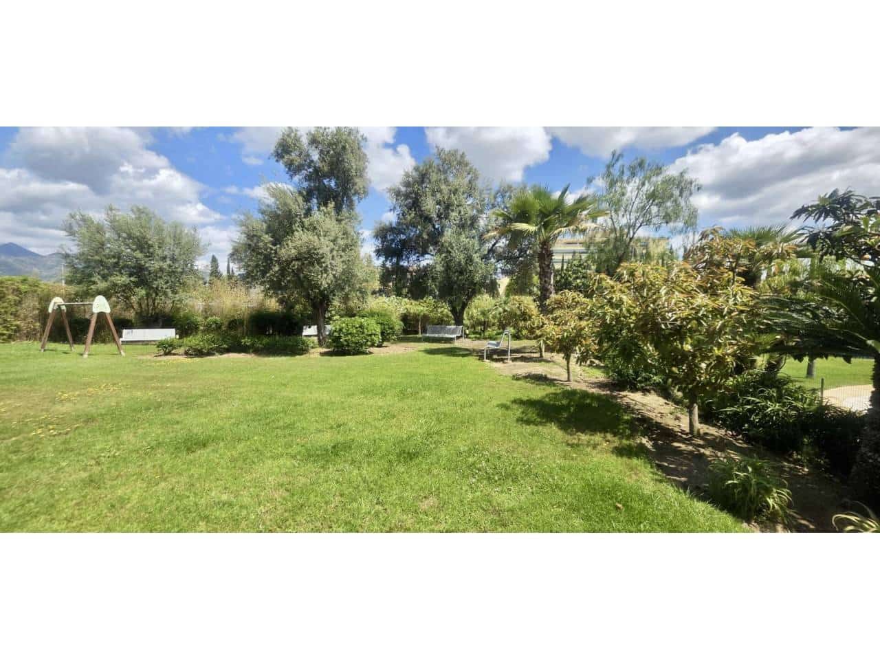 Apartamento de 3 habitaciones en Marbella en venta con piscina garaje - 750.000 € (Ref: 9842009)