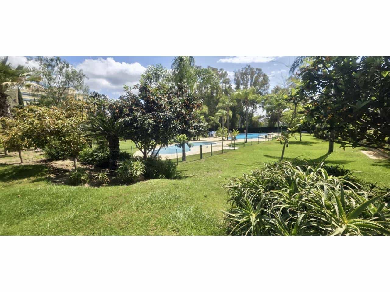 Apartamento de 3 habitaciones en Marbella en venta con piscina garaje - 750.000 € (Ref: 9842009)