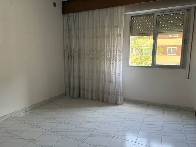 4 makuuhuone Asunto myytävänä paikassa Marbella - 395 000 € (Ref: 9842010)