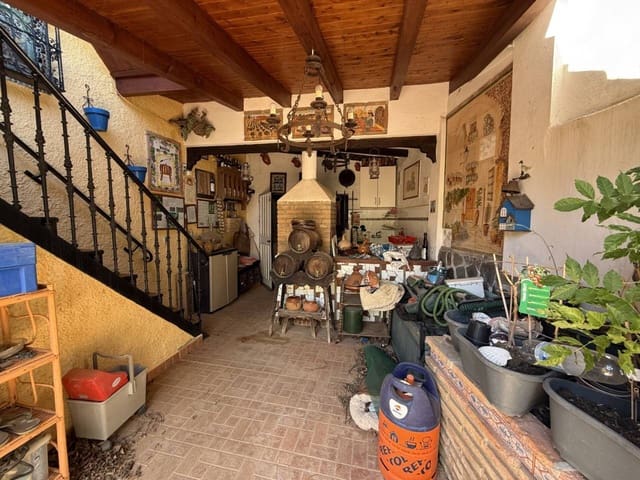 5 soveværelse Semi-Rækkehus til salg i Elviria, Marbella med swimmingpool garage - € 475.000 (Ref: 9842011)