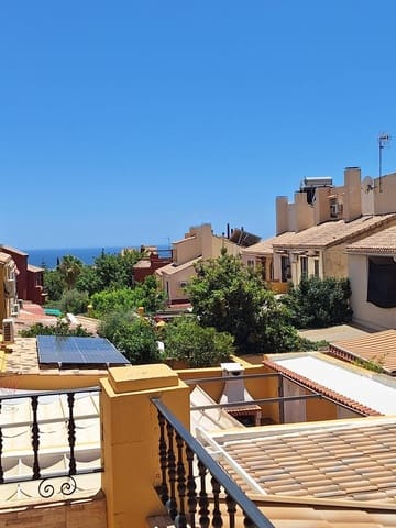 3 chambre Villa/Maison Semi-Mitoyenne à vendre à Marbella - 630 000 € (Ref: 9940763)