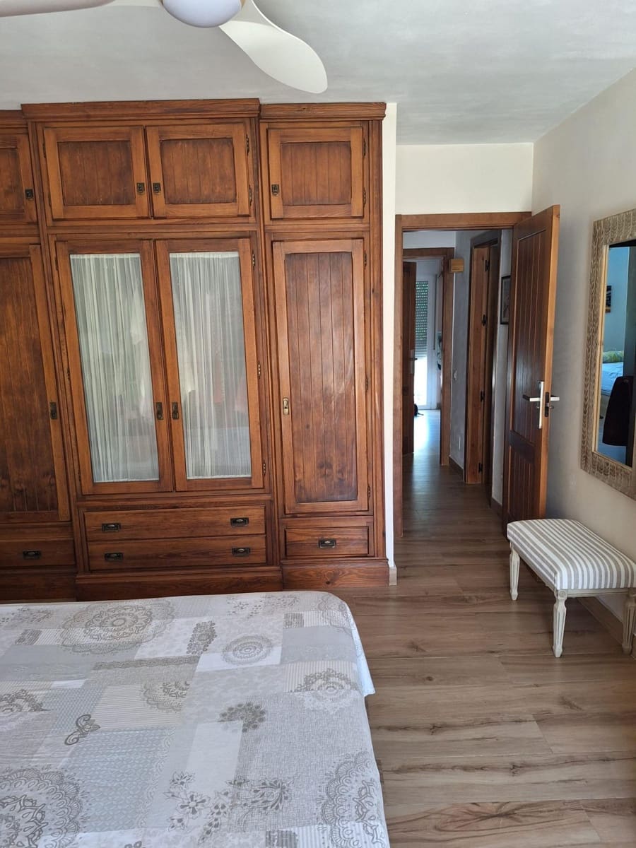 3 bedroom Semi-detached Villa for sale in Marbella - € 630,000 (Ref: 9940763)