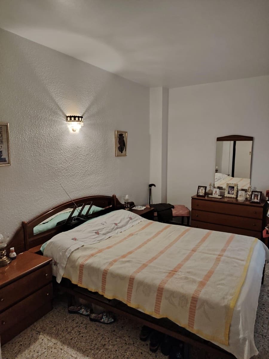 3 soverom Leilighet til salgs i Marbella - € 270 000 (Ref: 9940768)