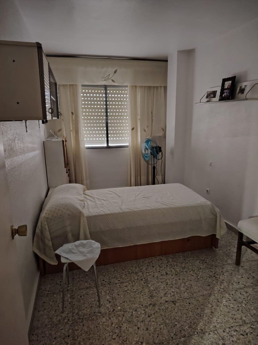 3 soverom Leilighet til salgs i Marbella - € 270 000 (Ref: 9940768)