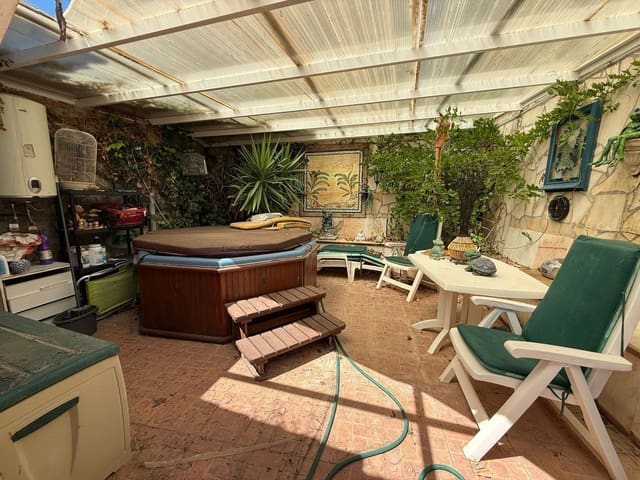 5 quarto Moradia para venda em Elviria, Marbella - 475 000 € (Ref: 9940772)