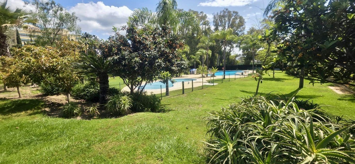 3 chambre Appartement à vendre à Los Monteros avec piscine garage - 750 000 € (Ref: 9940773)